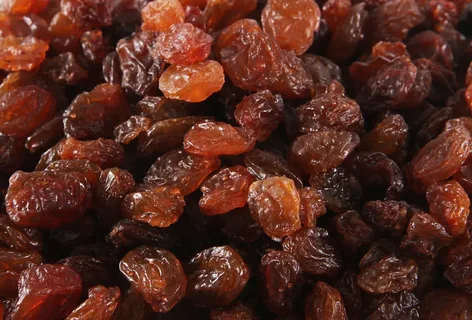 فروش استثنایی + قیمت مناسب کشمش پلویی خرمایی